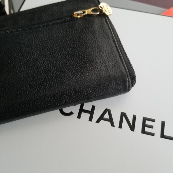 CHANEL Black  Long Zippy compact Caviar leather - Picture 4 of 16